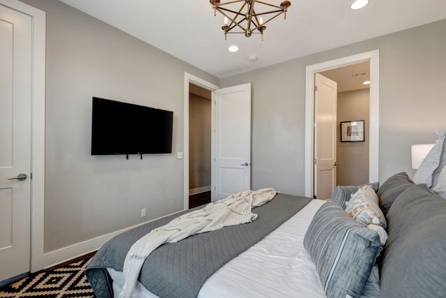 507 27th Ave, N, Nashville, TN 37209