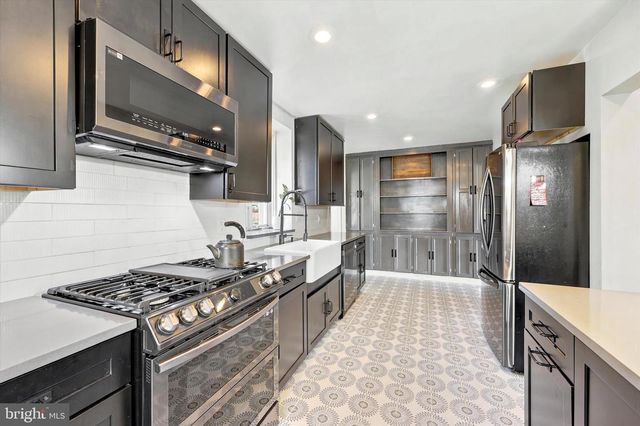 907 MELROSE AVE, Elkins Park, PA 19027