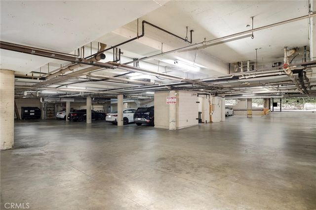 531 N Rossmore Avenue 202, Los Angeles, CA 90004