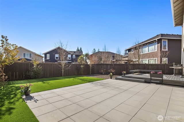 3829 NE 24th Court, Renton, WA 98056