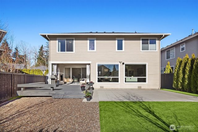 3829 NE 24th Court, Renton, WA 98056