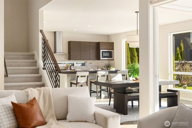 3829 NE 24th Court, Renton, WA 98056