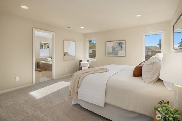 3829 NE 24th Court, Renton, WA 98056