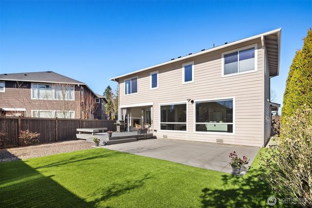 3829 NE 24th Court, Renton, WA 98056