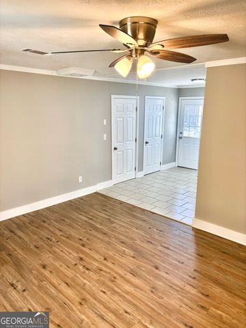 56 John Lovelace Road, Lagrange, GA 30241