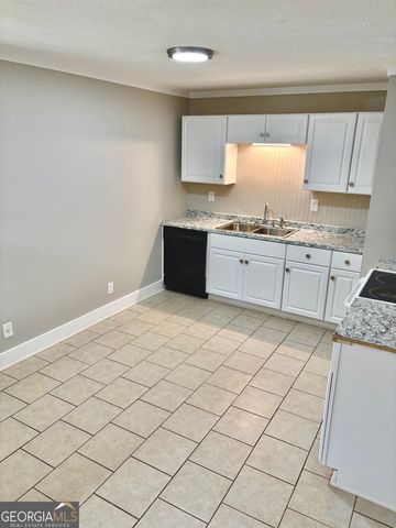 56 John Lovelace Road, Lagrange, GA 30241