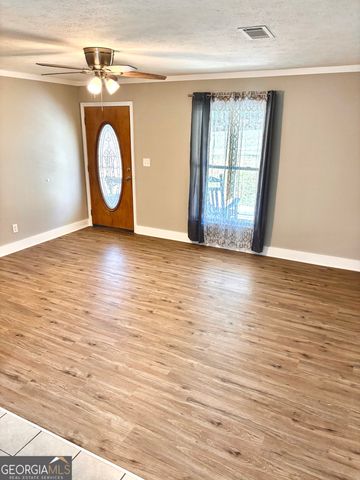 56 John Lovelace Road, Lagrange, GA 30241