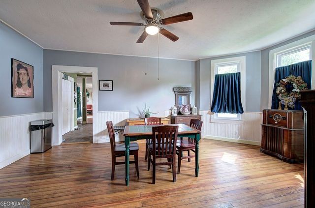 36 Shaw Street, Kingston, GA 30145