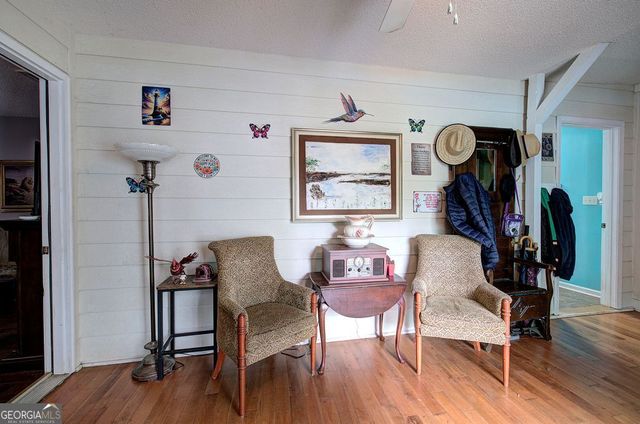 36 Shaw Street, Kingston, GA 30145