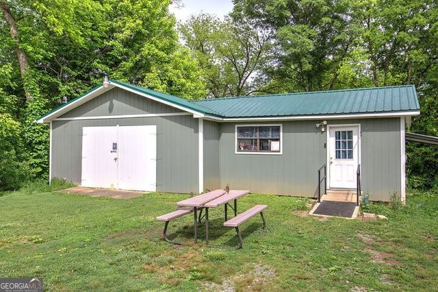 36 Shaw Street, Kingston, GA 30145