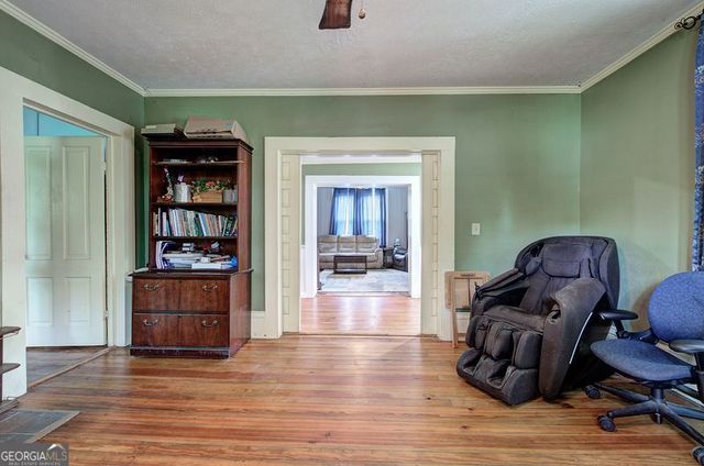 36 Shaw Street, Kingston, GA 30145