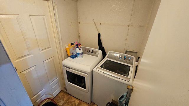 17492 Virginia City Drive, Conroe, TX 77306