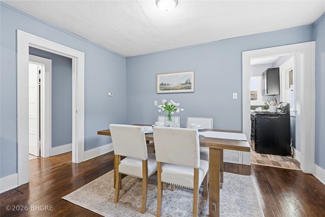 2331 E 11th Street, Des Moines, IA 50316