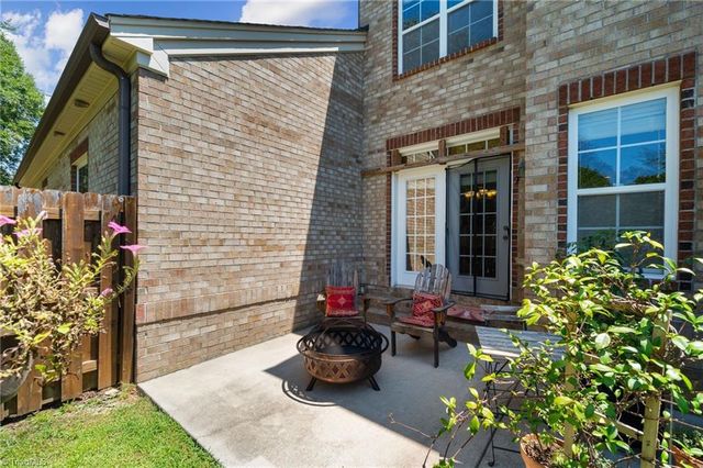1171 Heritage Path Lane, Winston-salem, NC 27103