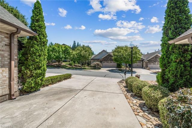 1171 Heritage Path Lane, Winston-salem, NC 27103