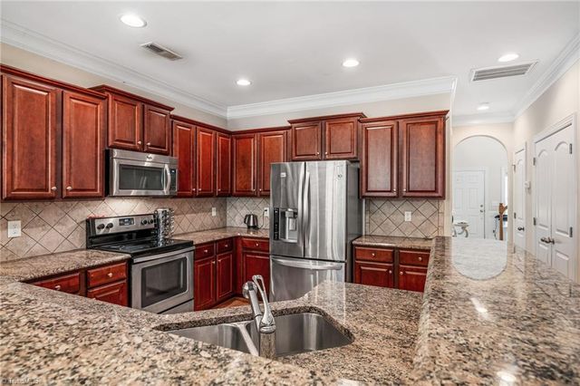 1171 Heritage Path Lane, Winston-salem, NC 27103
