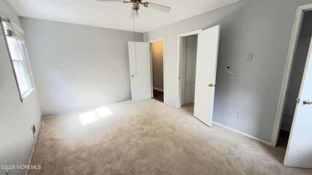 11 Maple Street, Jackson, NJ 08527