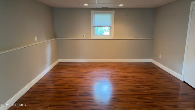 11 Maple Street, Jackson, NJ 08527