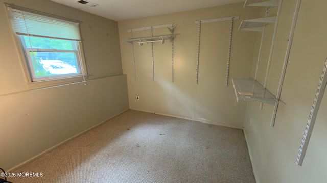 11 Maple Street, Jackson, NJ 08527