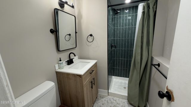 11 Maple Street, Jackson, NJ 08527