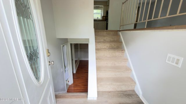 11 Maple Street, Jackson, NJ 08527