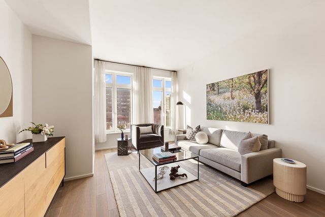543 W 122nd St Apt 6H, New York City, NY 10027