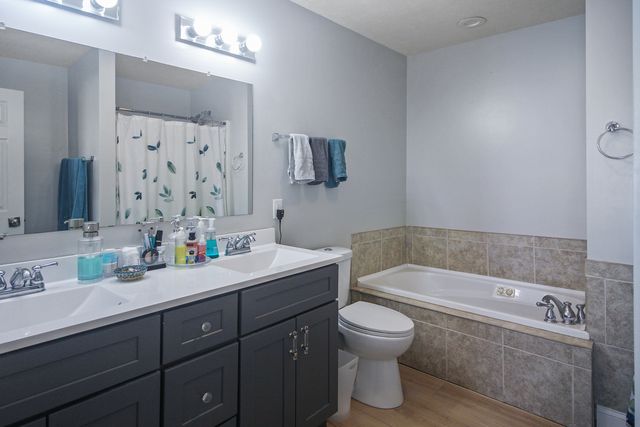 728 Kristin Drive, Normal, IL 61761