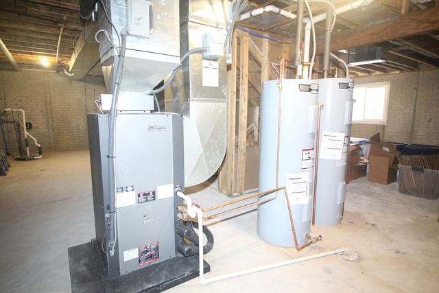 728 Kristin Drive, Normal, IL 61761