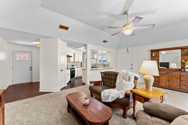 17815 Heritage Colony Court, Webster, TX 77598