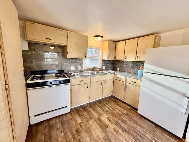 25271 S 606 Lane, Grove, OK 74344