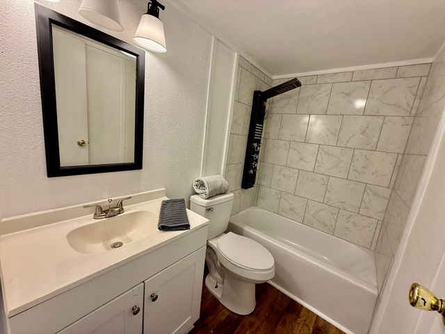 25271 S 606 Lane, Grove, OK 74344