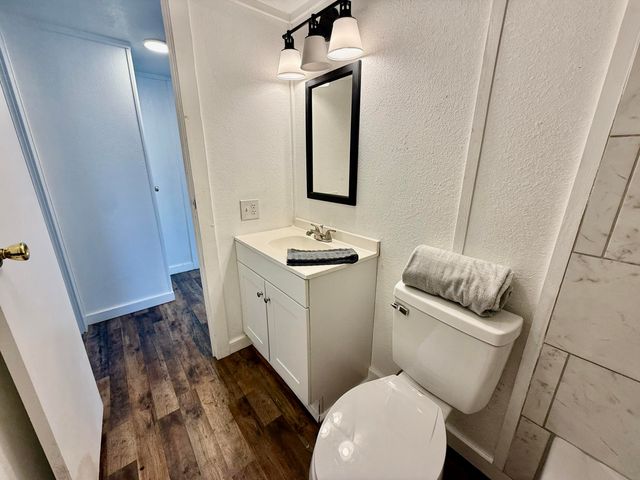 25271 S 606 Lane, Grove, OK 74344