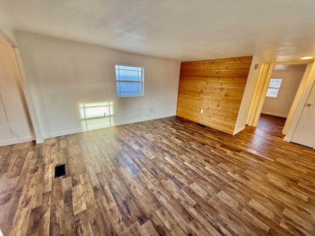 25271 S 606 Lane, Grove, OK 74344