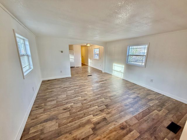 25271 S 606 Lane, Grove, OK 74344