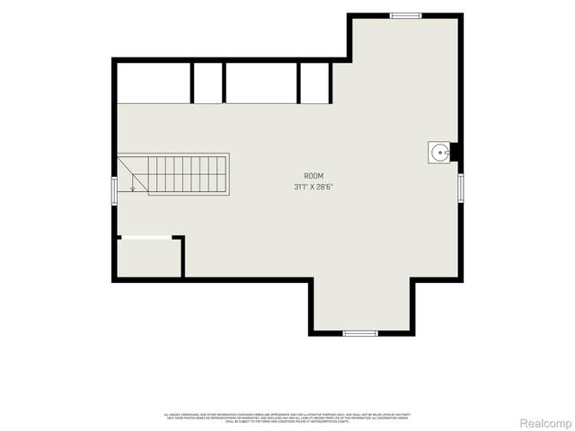 612 S East Street, Fenton, MI 48430