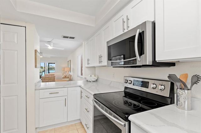 1345 MEDITERRANEAN DRIVE A105, Punta Gorda, FL 33950