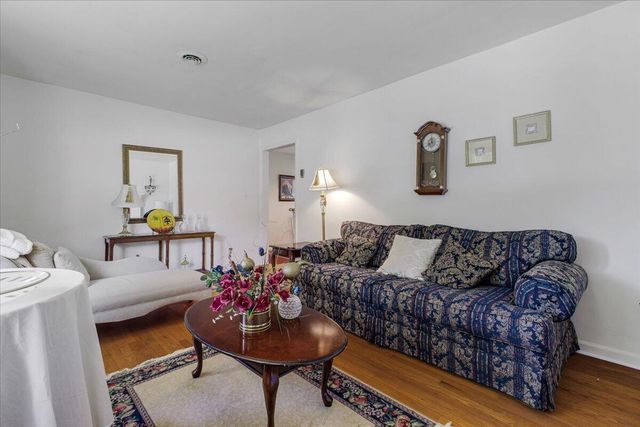 2908 Neil DR, Roanoke, VA 24019