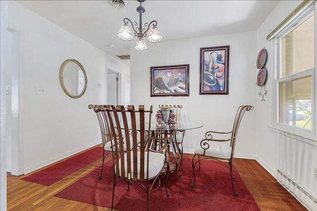 2908 Neil DR, Roanoke, VA 24019