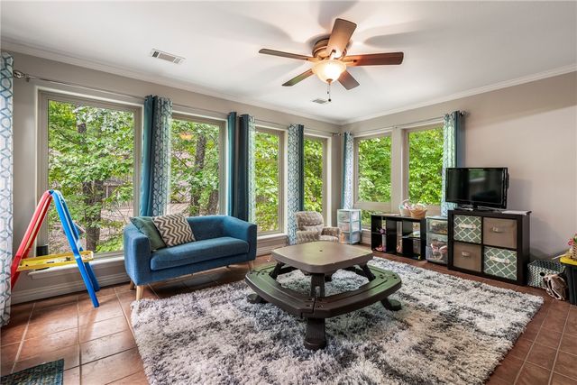 91 Granshire Drive, Bella Vista, AR 72714