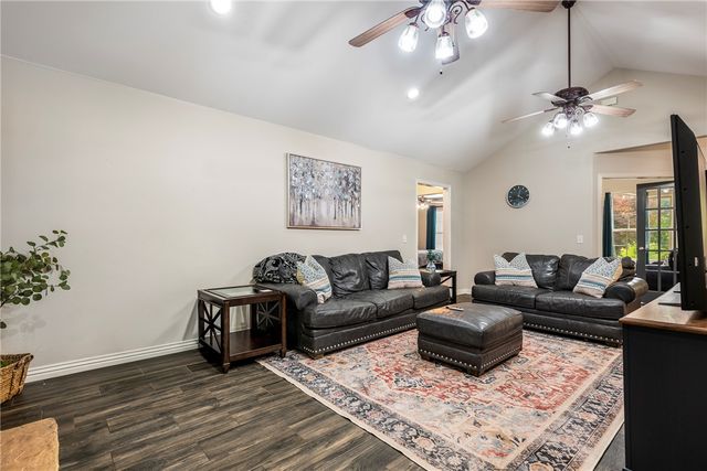 91 Granshire Drive, Bella Vista, AR 72714