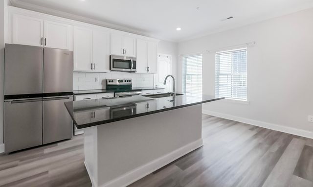 126 E 19th Street, Chattanooga, TN 37408