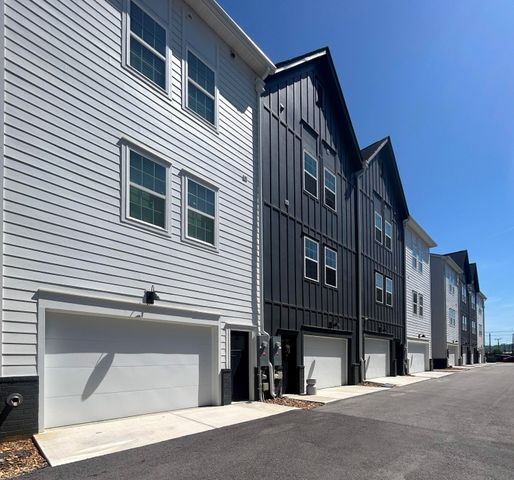 126 E 19th Street, Chattanooga, TN 37408
