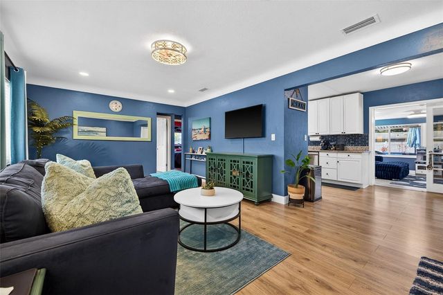 2530 51ST STREET N, St Petersburg, FL 33710