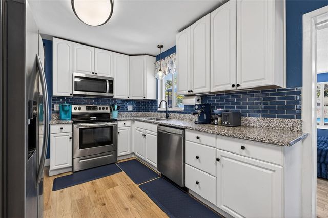 2530 51ST STREET N, St Petersburg, FL 33710