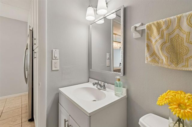 2424 W TAMPA BAY BOULEVARD I204, Tampa, FL 33607