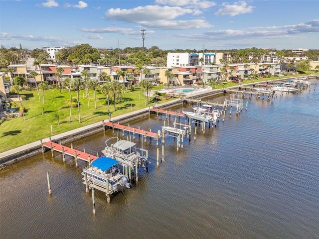 2424 W TAMPA BAY BOULEVARD I204, Tampa, FL 33607