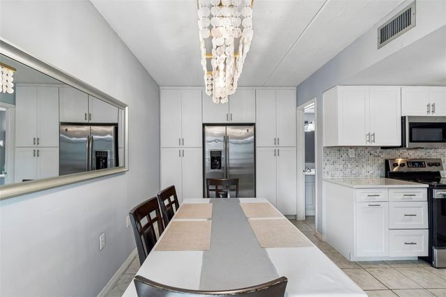 2424 W TAMPA BAY BOULEVARD I204, Tampa, FL 33607