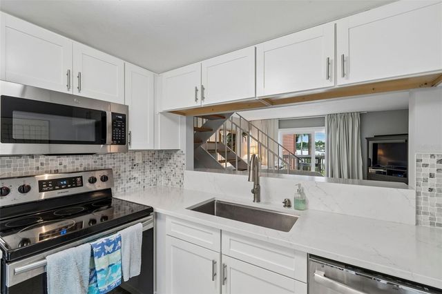2424 W TAMPA BAY BOULEVARD I204, Tampa, FL 33607