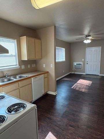 1225 W 25th Street 9, Houston, TX 77008