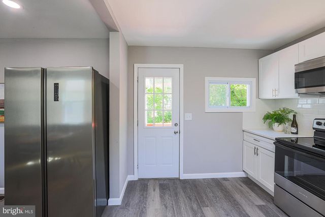 7665 OLD BATTLE GROVE RD, Baltimore, MD 21222